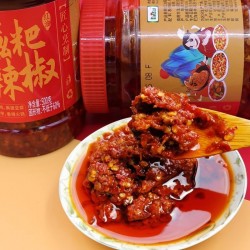 贵州贵三红红油糍粑辣椒中辣特香辣子鸡调味料炒菜辣椒酱500g瓶装图5